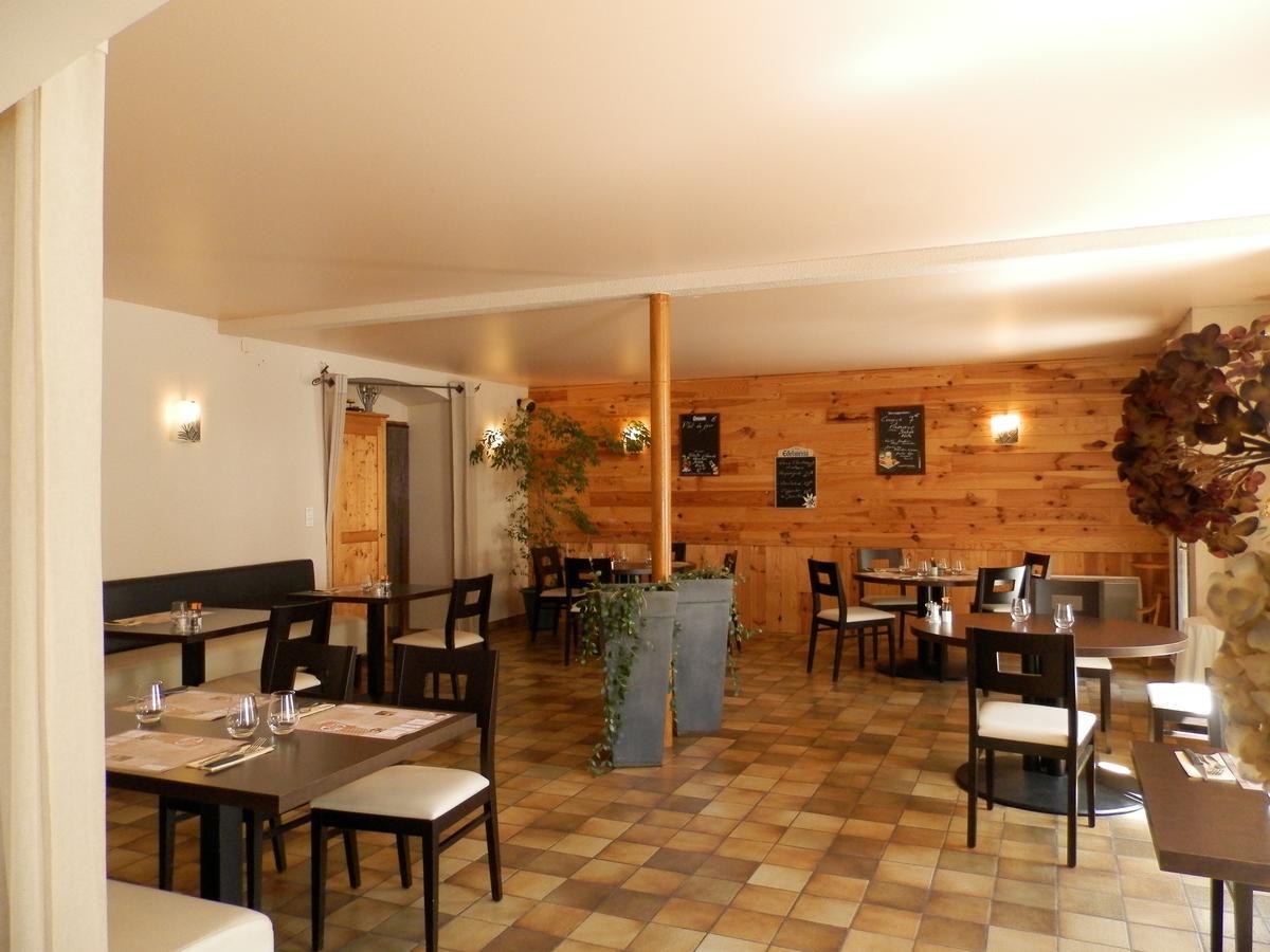 Hotel La Gare LʼArgentière-la-Bessée Bagian luar foto
