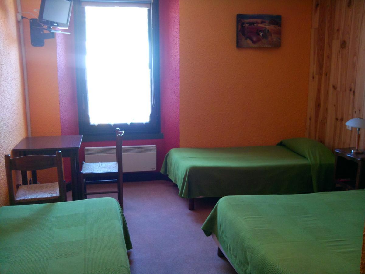 Hotel La Gare LʼArgentière-la-Bessée Bagian luar foto