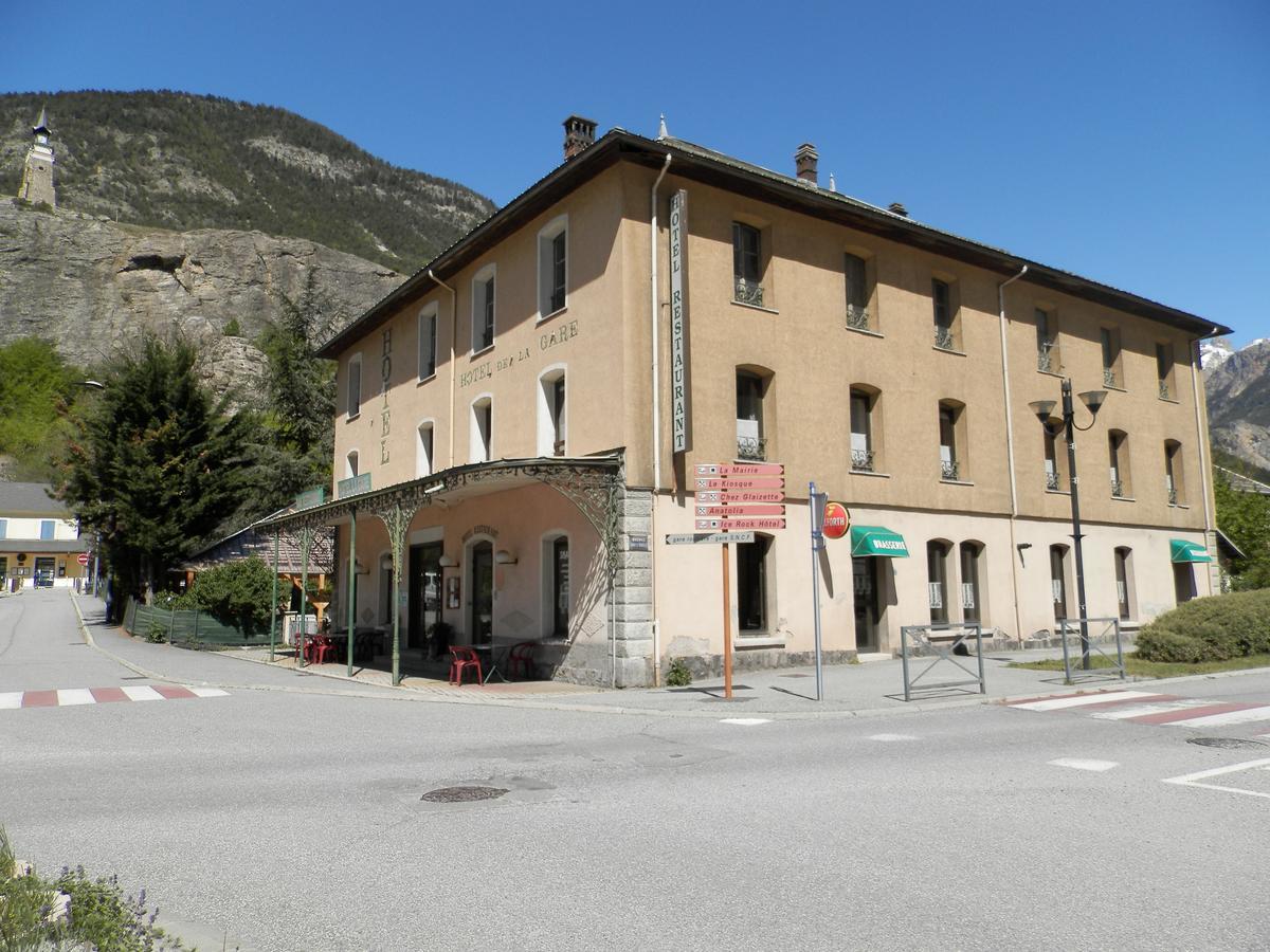 Hotel La Gare LʼArgentière-la-Bessée Bagian luar foto